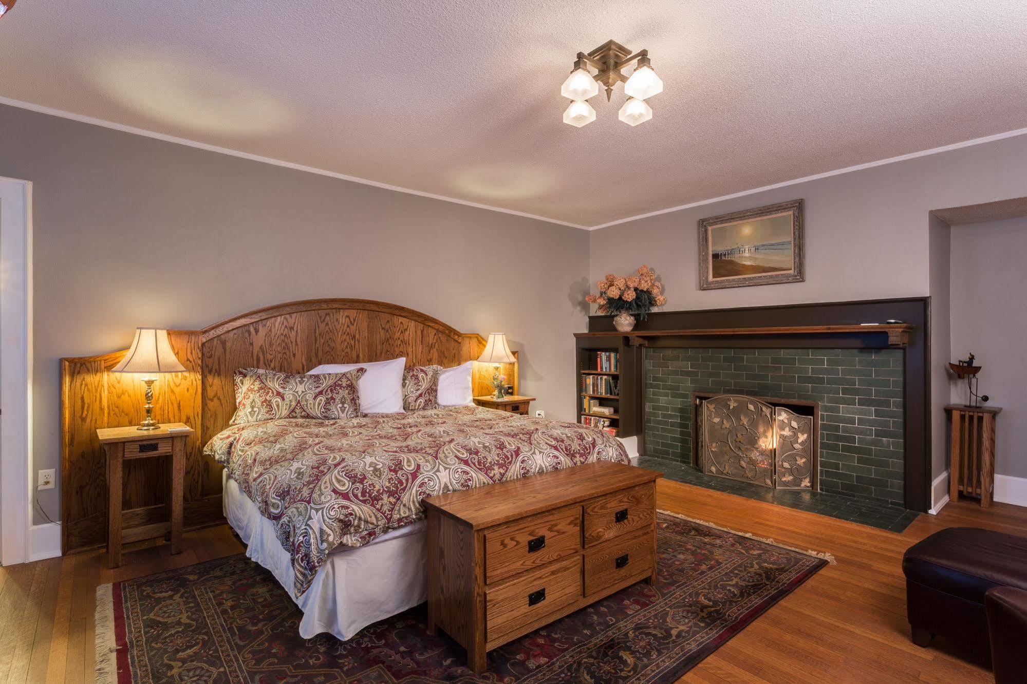 Stewart Inn Уосо Экстерьер фото